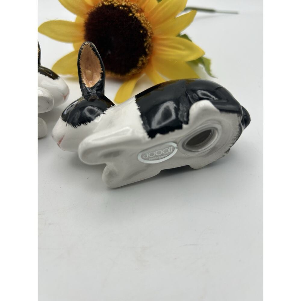 Dutch Rabbits Salt & Pepper Shaker - Picture 9 of 14
